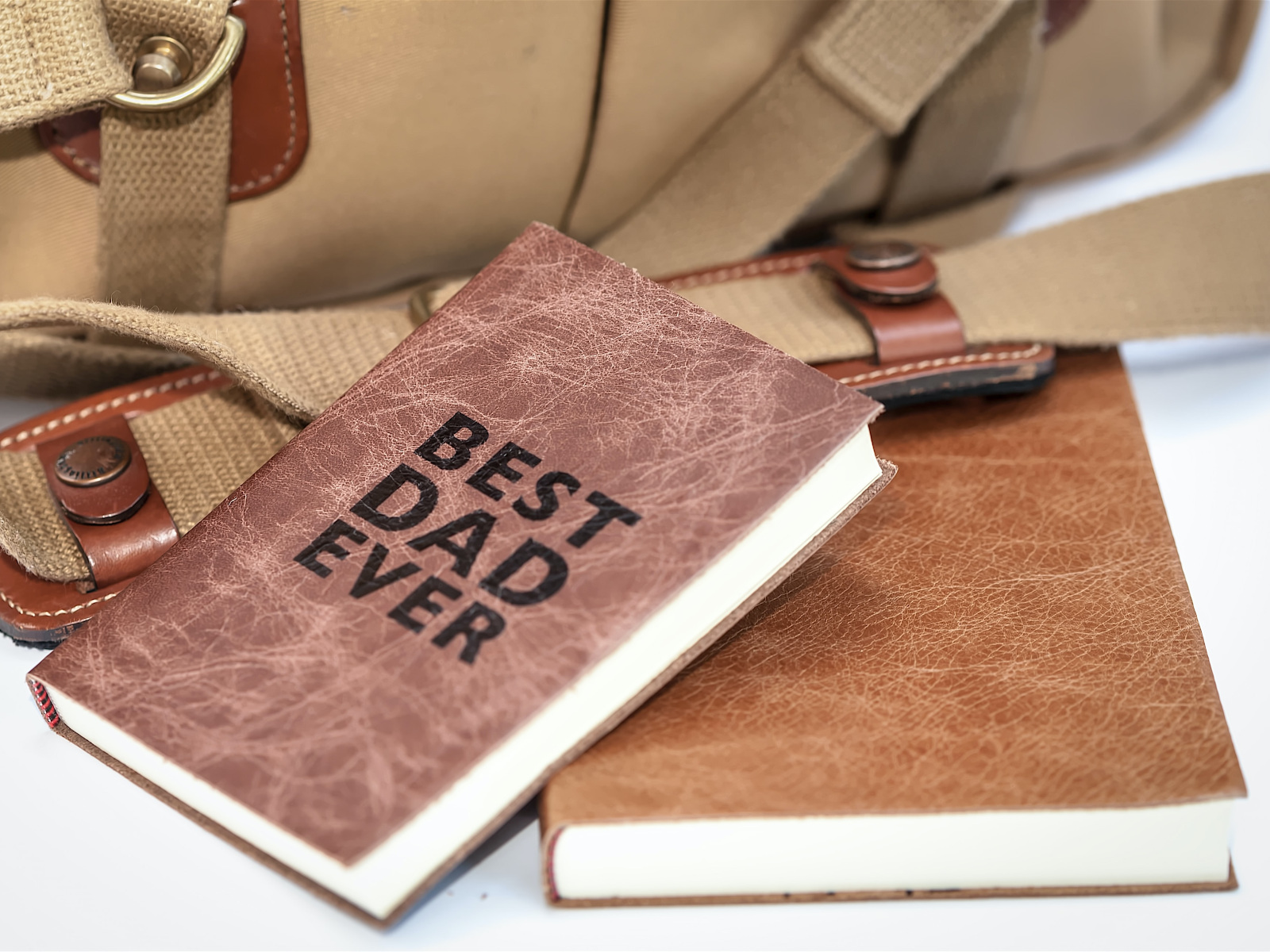 Leather diary with 'Best Dad Ever' emblazoned on the cover